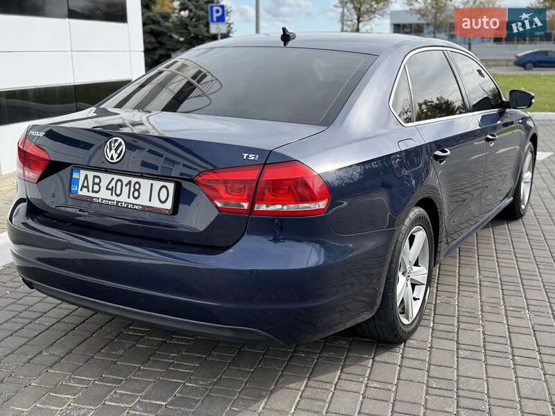 Седан Volkswagen Passat 2013 в Николаеве