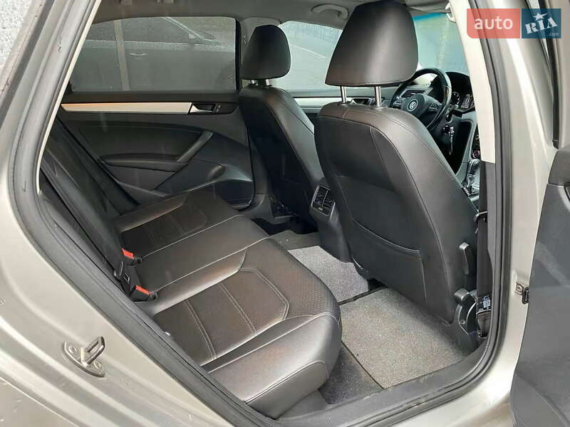 Седан Volkswagen Passat 2013 в Киеве фото 20 Седан Volkswagen Passat 2013 в Киеве