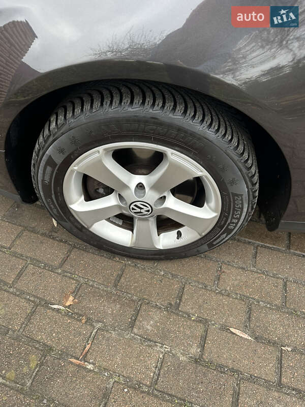 Седан Volkswagen Passat 2008 в Звягеле фото 123 Седан Volkswagen Passat 2008 в Звягеле