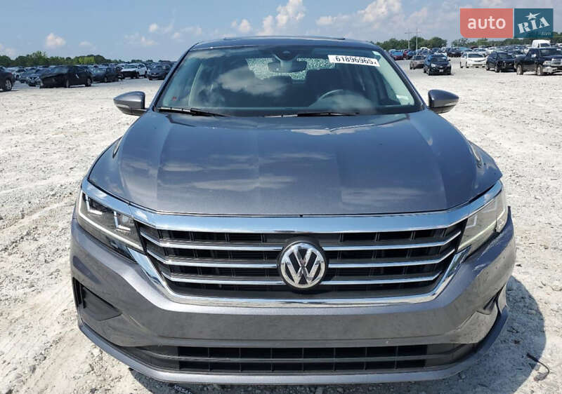 Седан Volkswagen Passat 2021 в Киеве