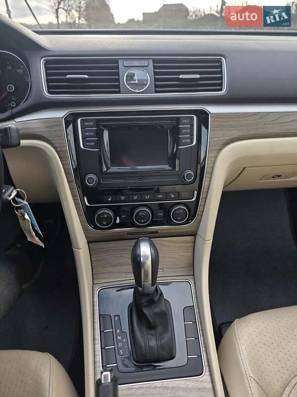 Седан Volkswagen Passat 2016 в Белой Церкви