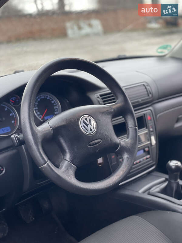 Универсал Volkswagen Passat 2003 в Звягеле фото 8 Универсал Volkswagen Passat 2003 в Звягеле