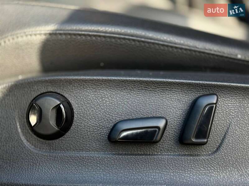 Седан Volkswagen Passat 2014 в Николаеве