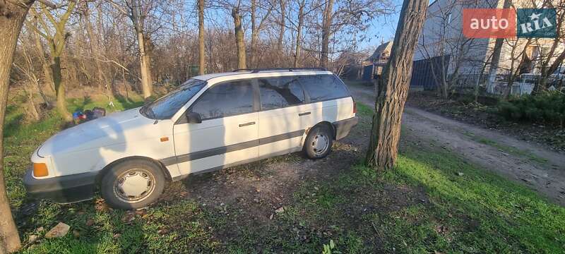 Volkswagen Passat 1990