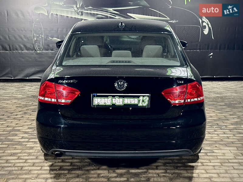 Седан Volkswagen Passat 2015 в Одессе