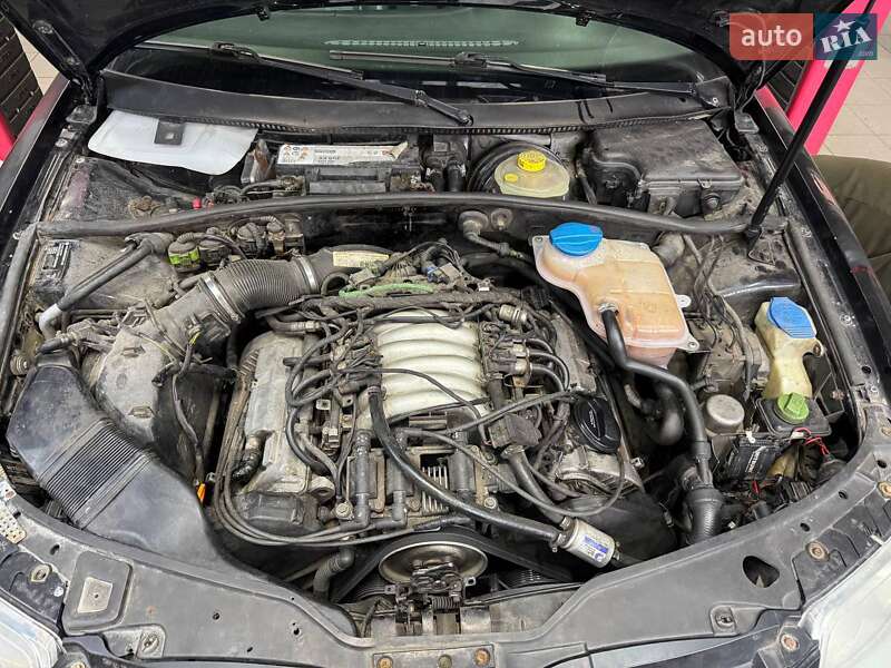 Седан Volkswagen Passat 2001 в Киеве