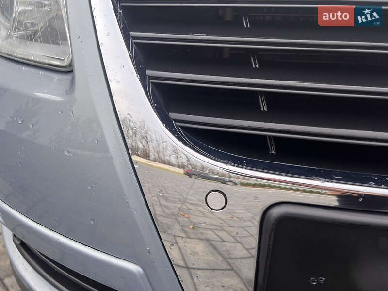 Универсал Volkswagen Passat 2010 в Луцке