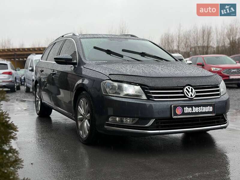 Универсал Volkswagen Passat 2012 в Ровно