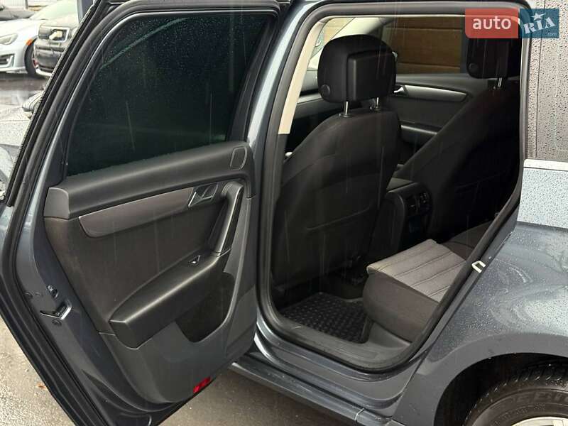 Универсал Volkswagen Passat 2012 в Ровно