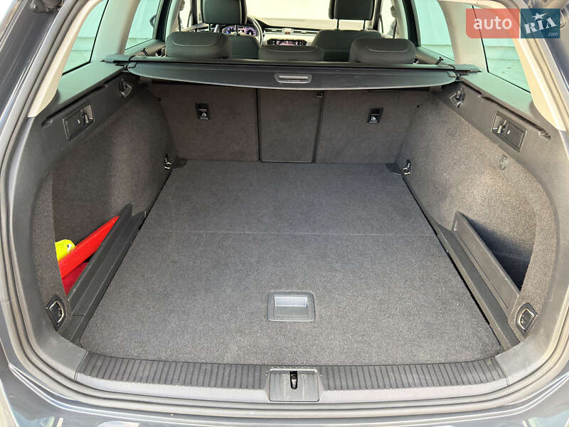 Универсал Volkswagen Passat 2020 в Луцке