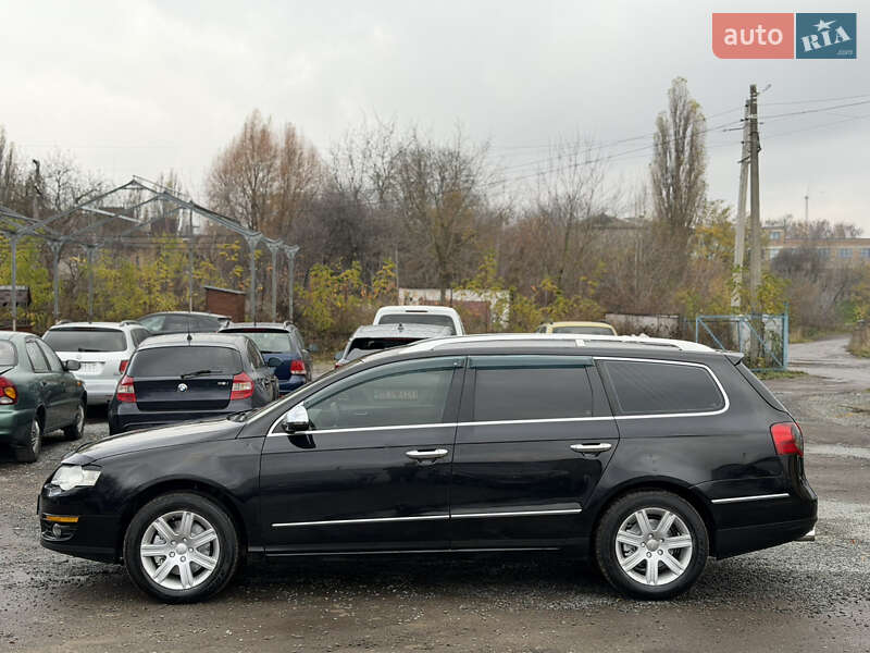 Универсал Volkswagen Passat 2008 в Ровно
