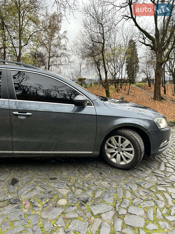 Универсал Volkswagen Passat 2011 в Львове