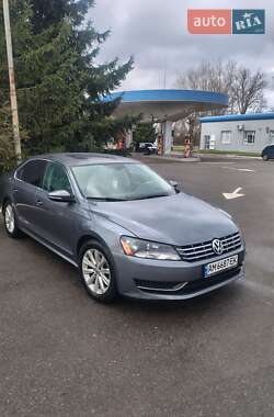Седан Volkswagen Passat 2012 в Бердичеве