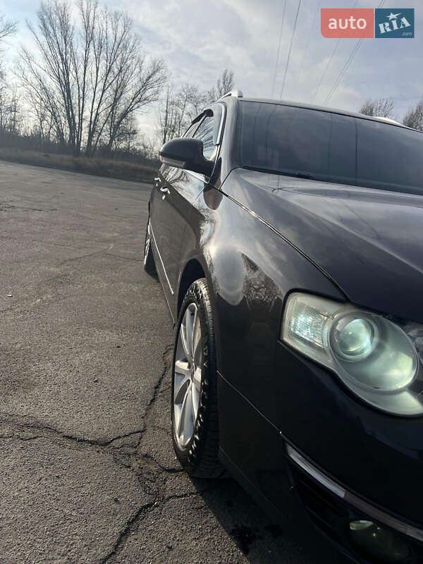Универсал Volkswagen Passat 2009 в Киеве