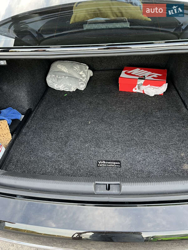 Седан Volkswagen Passat 2015 в Тернополе