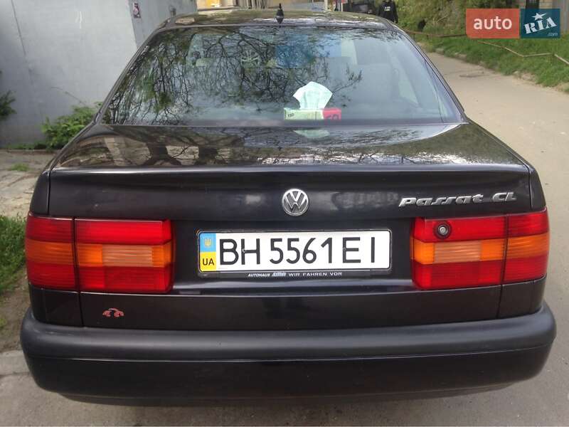 Седан Volkswagen Passat 1993 в Одессе фото 4 Седан Volkswagen Passat 1993 в Одессе