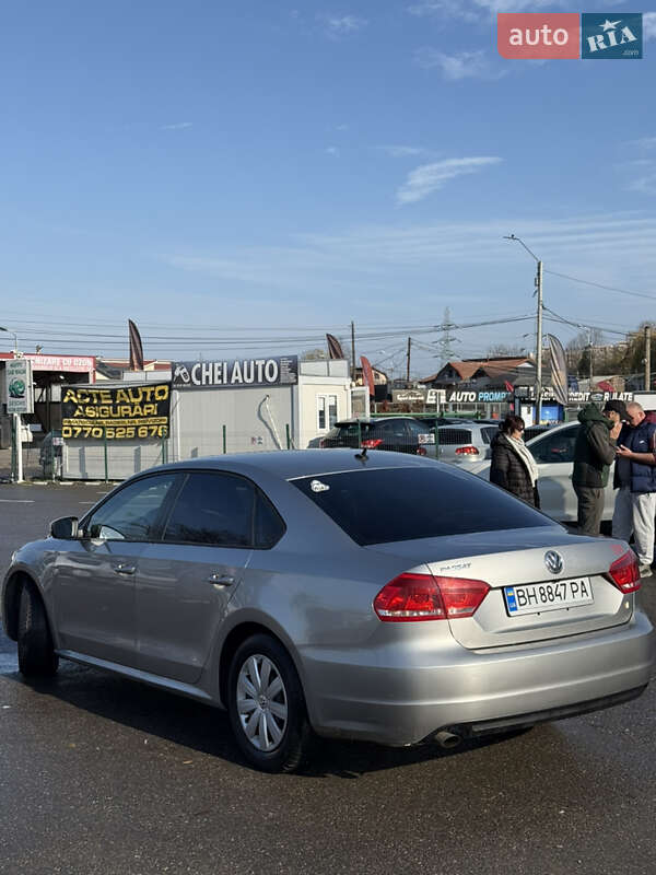Седан Volkswagen Passat 2012 в Измаиле