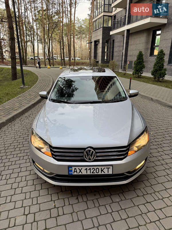Седан Volkswagen Passat 2014 в Киеве