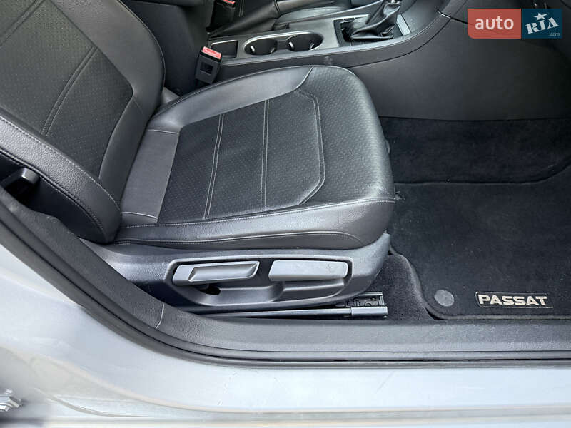 Седан Volkswagen Passat 2014 в Киеве