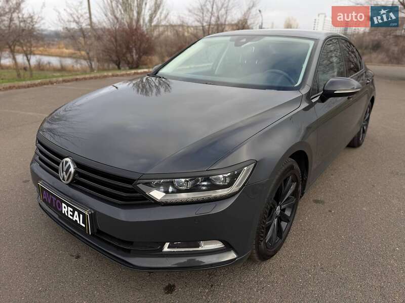 Седан Volkswagen Passat 2015 в Кривом Роге