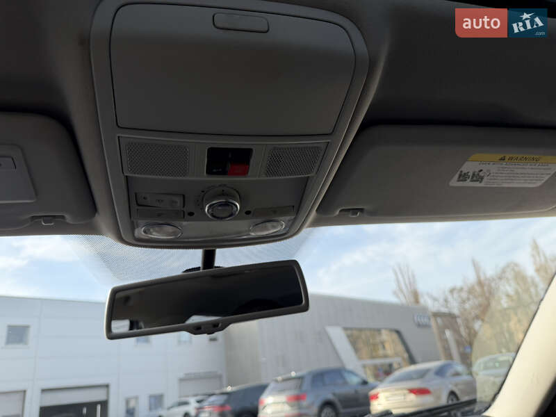 Седан Volkswagen Passat 2014 в Одессе