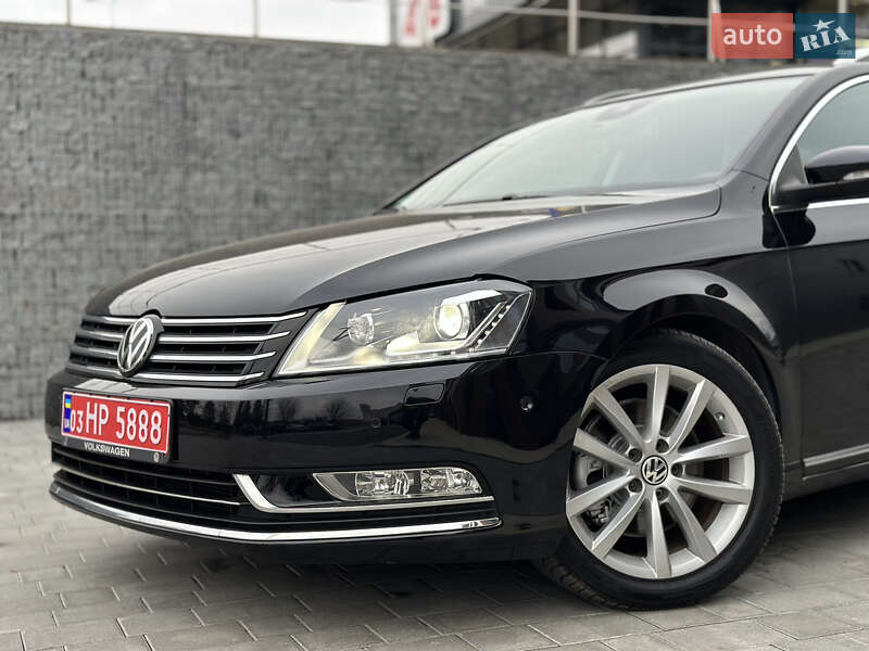 Універсал Volkswagen Passat 2011 в Луцьку