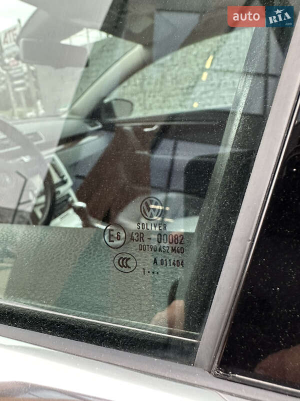 Універсал Volkswagen Passat 2011 в Луцьку