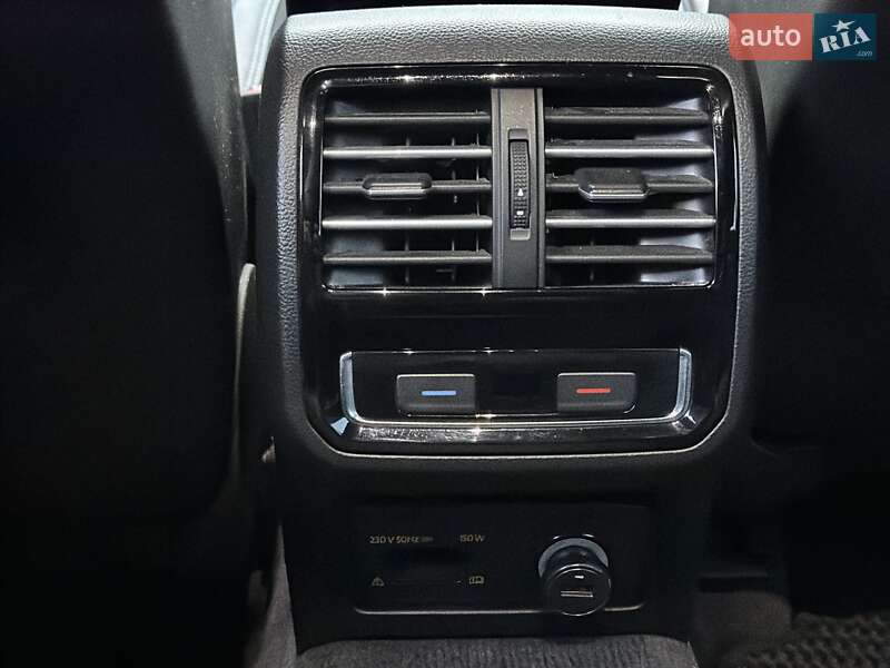 Универсал Volkswagen Passat 2015 в Черновцах