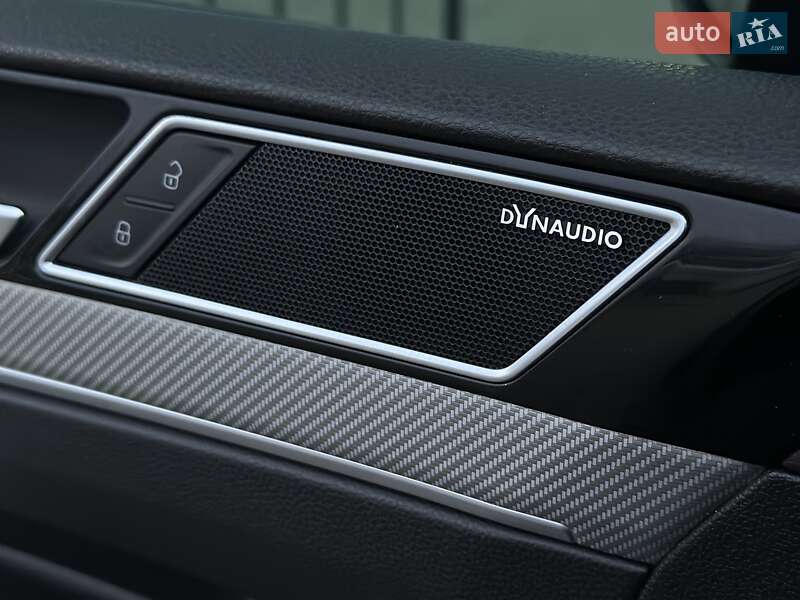 Универсал Volkswagen Passat 2015 в Черновцах