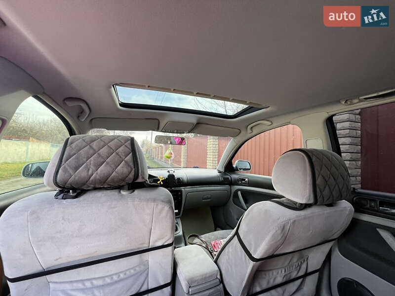 Универсал Volkswagen Passat 2002 в Житомире