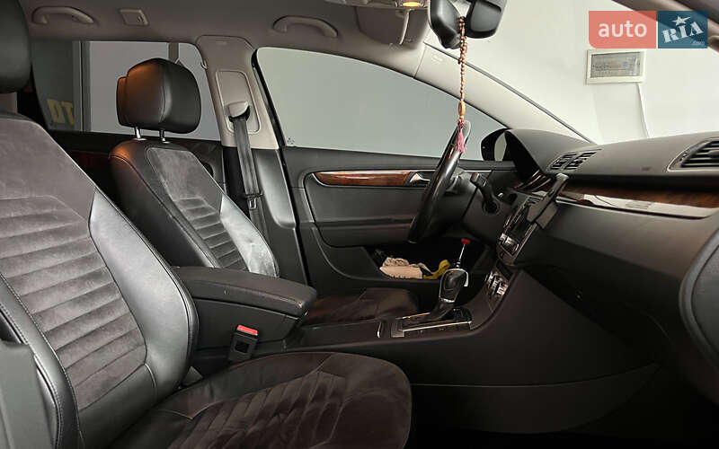 Универсал Volkswagen Passat 2011 в Шептицькому