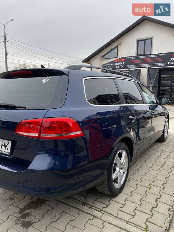 Универсал Volkswagen Passat 2013 в Черновцах