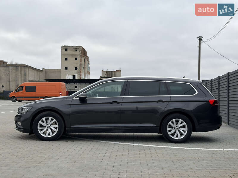 Универсал Volkswagen Passat 2020 в Дубно