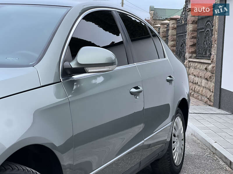 Седан Volkswagen Passat 2006 в Тернополе