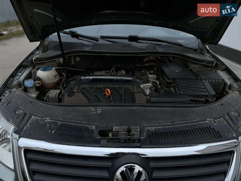 Седан Volkswagen Passat 2006 в Тернополе
