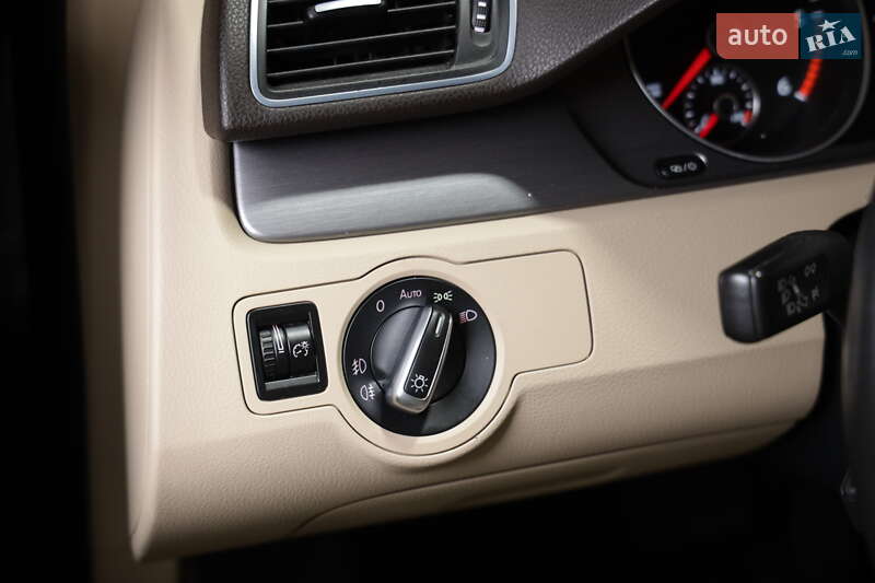 Универсал Volkswagen Passat 2013 в Луцке