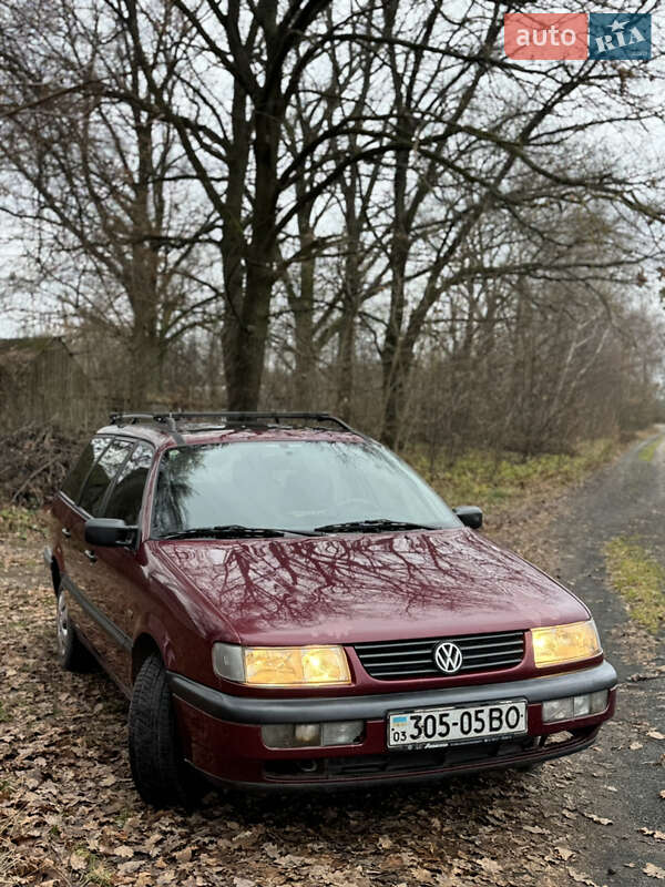 Универсал Volkswagen Passat 1994 в Заречном
