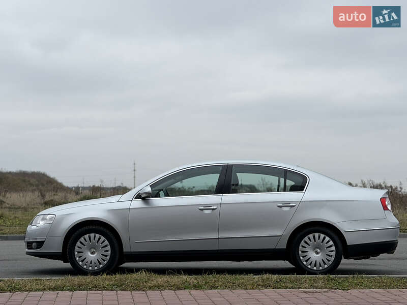 Седан Volkswagen Passat 2009 в Виннице