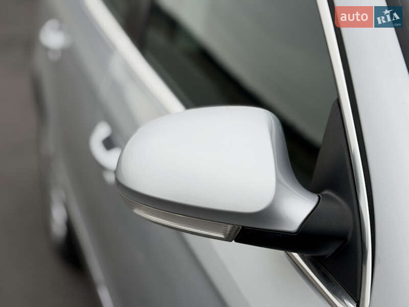 Седан Volkswagen Passat 2009 в Виннице