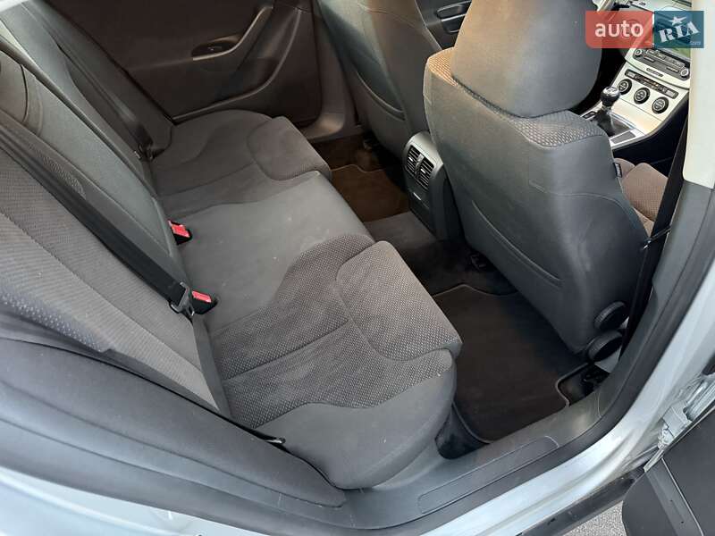 Седан Volkswagen Passat 2009 в Білій Церкві