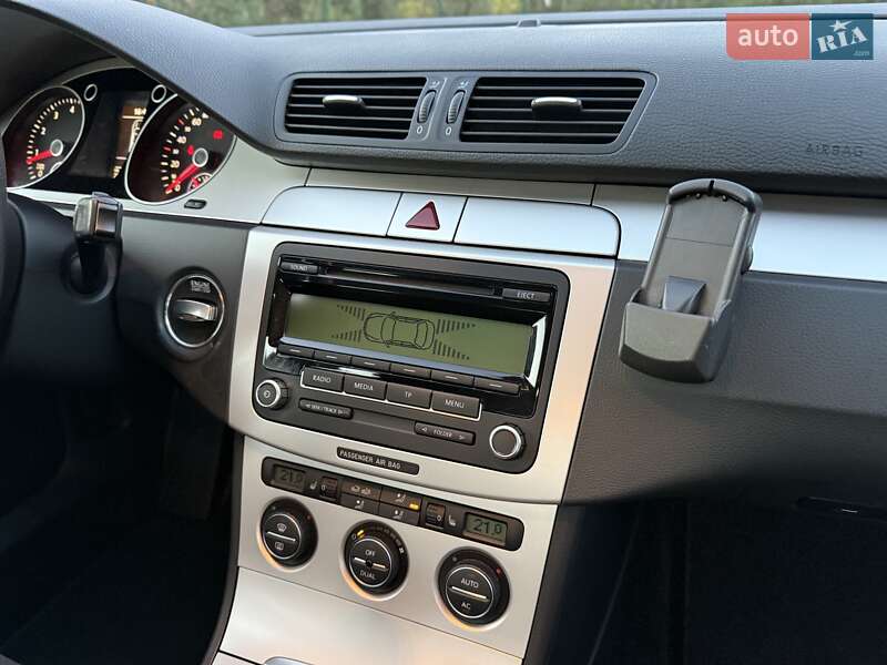 Седан Volkswagen Passat 2009 в Білій Церкві