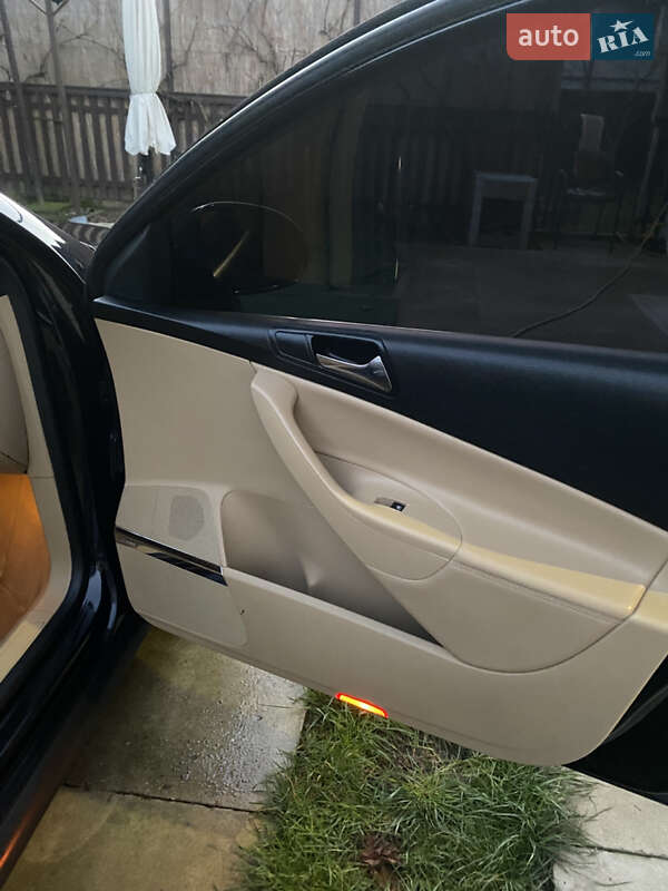 Универсал Volkswagen Passat 2006 в Берегово