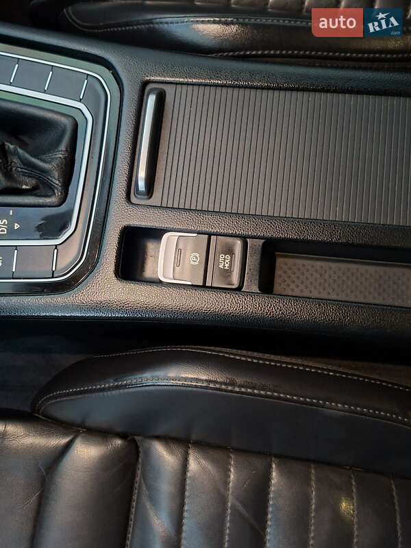 Универсал Volkswagen Passat 2016 в Черновцах