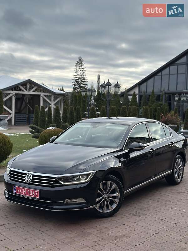 Седан Volkswagen Passat 2016 в Стрые