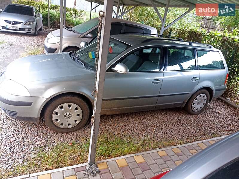 Универсал Volkswagen Passat 2004 в Одессе