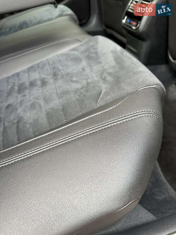 Седан Volkswagen Passat 2016 в Стрые