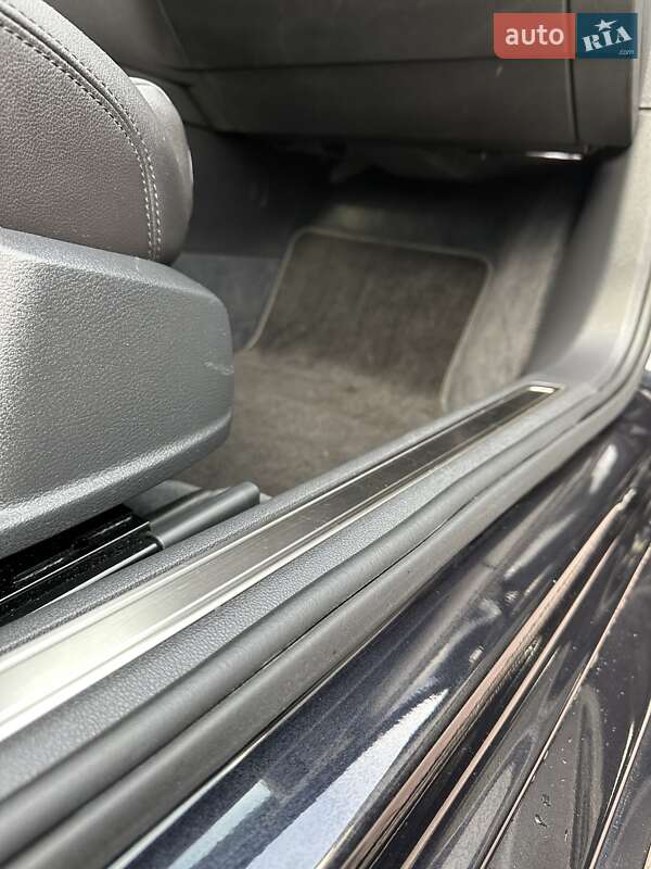 Седан Volkswagen Passat 2016 в Стрые