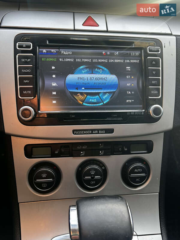 Седан Volkswagen Passat 2008 в Житомире