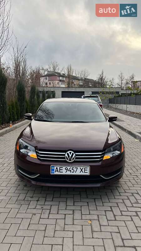 Седан Volkswagen Passat 2014 в Кривом Роге