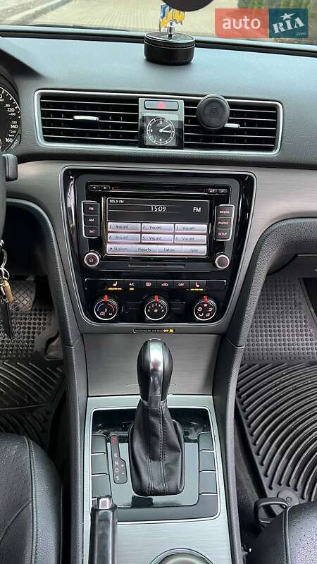 Седан Volkswagen Passat 2014 в Кривом Роге